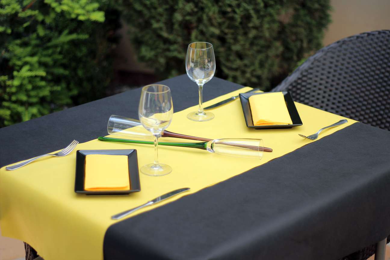 COMBINACION MESA Negro-amarillo. COMBINACION MESA Negro-amarillo.