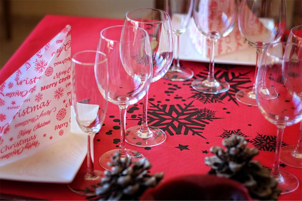 Como decorar tu mesa en Navidad con Manteles de papel Como decorar tu mesa en Navidad con Manteles de papel