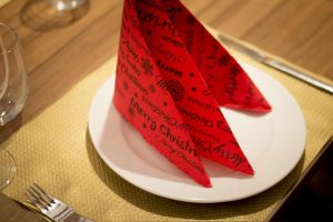 Tres formas para decorar tu mesa en Navidad