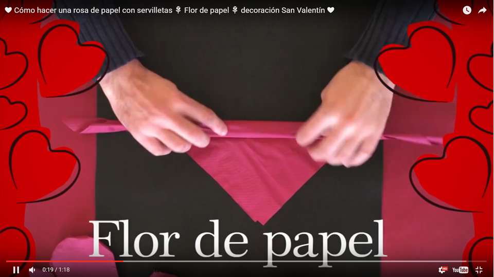 Como hacer una rosa de papel con servilletas paso 2 Como hacer una rosa de papel con servilletas paso 2